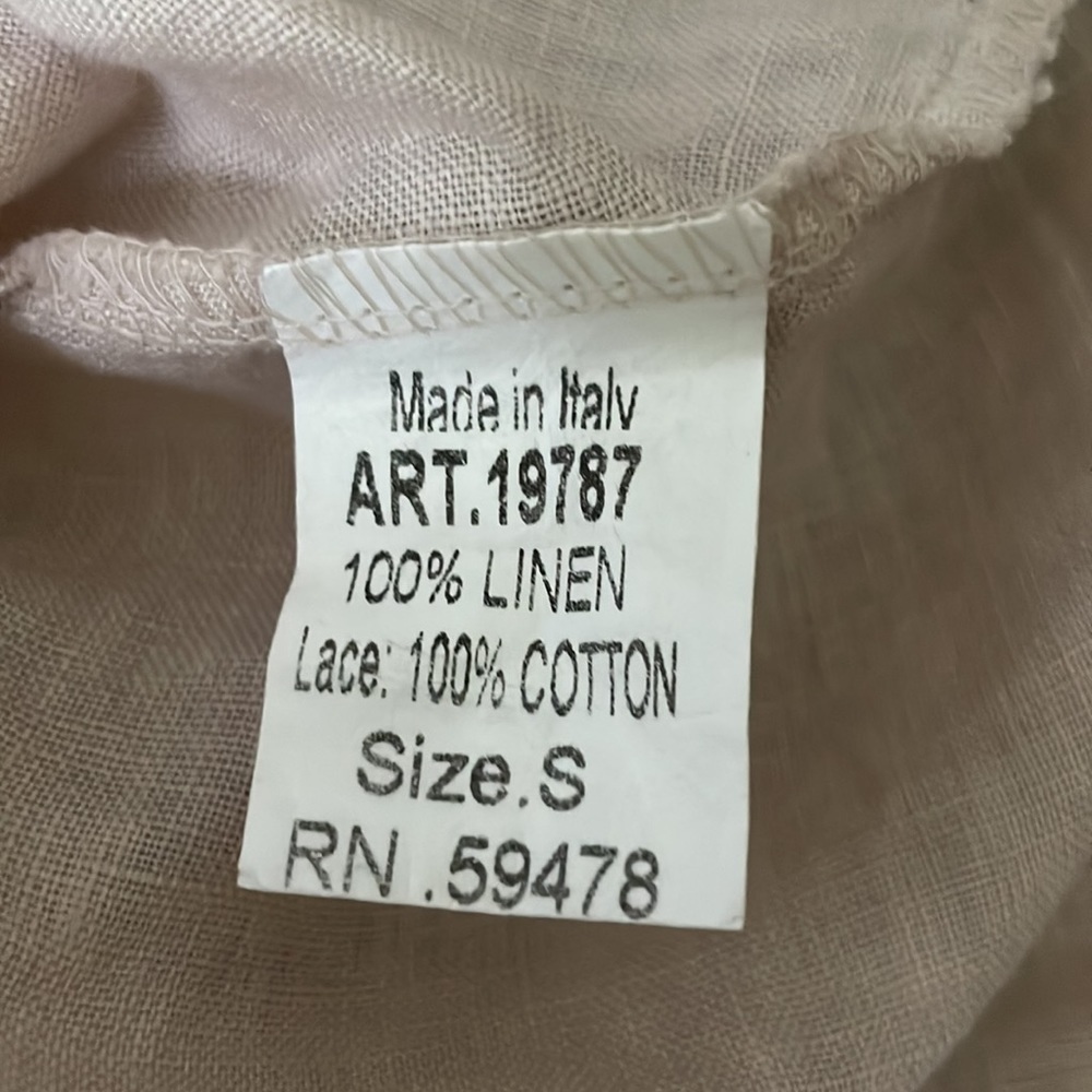100% linen tank blouse top with ruffle eyelet detail. Size S. - Picture 6 of 7